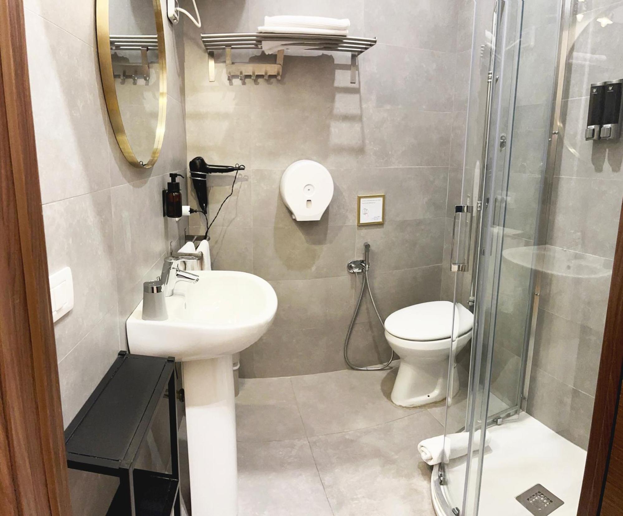 Monti49 Guesthouse Rome Bagian luar foto