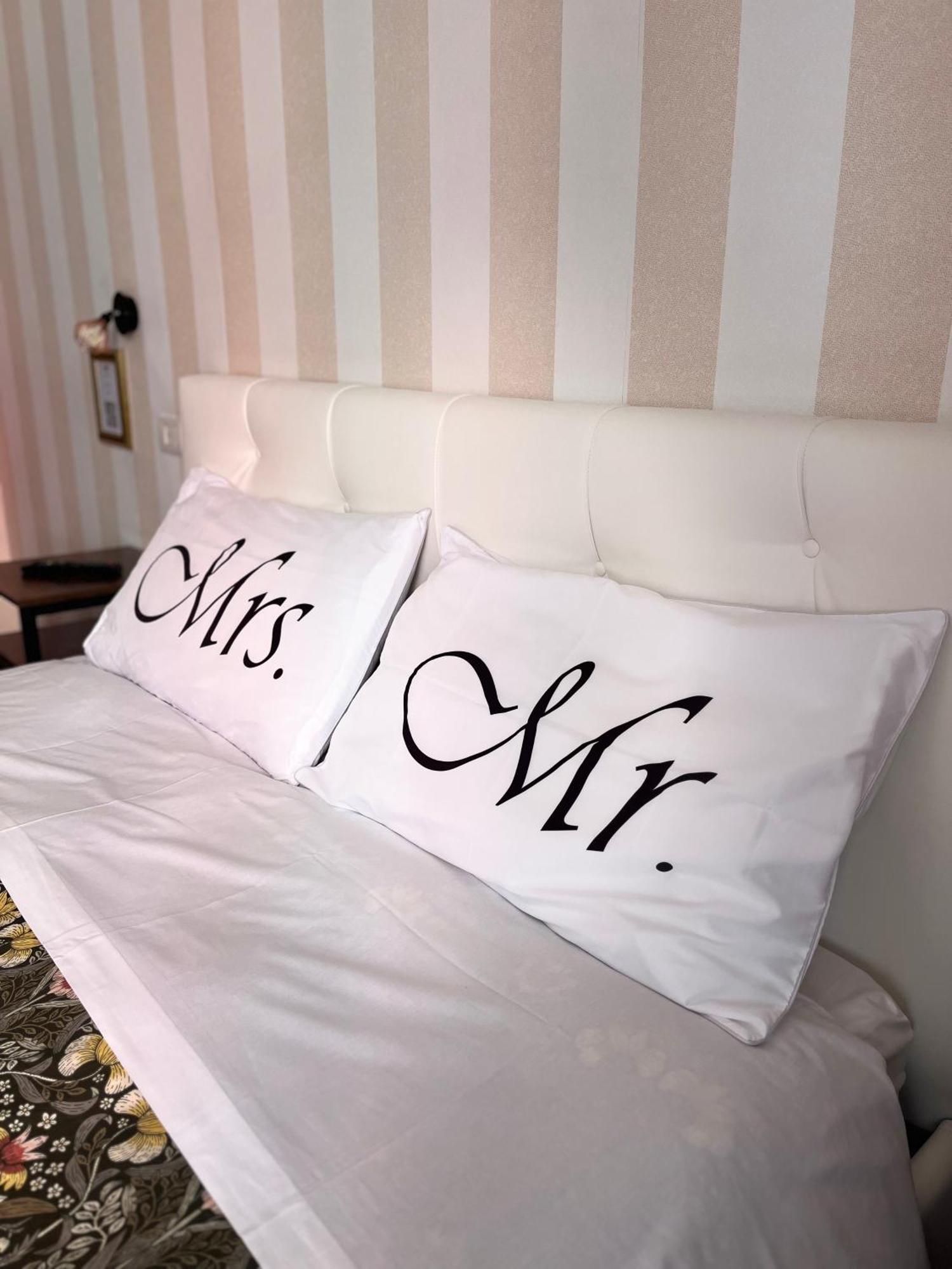 Monti49 Guesthouse Rome Bagian luar foto