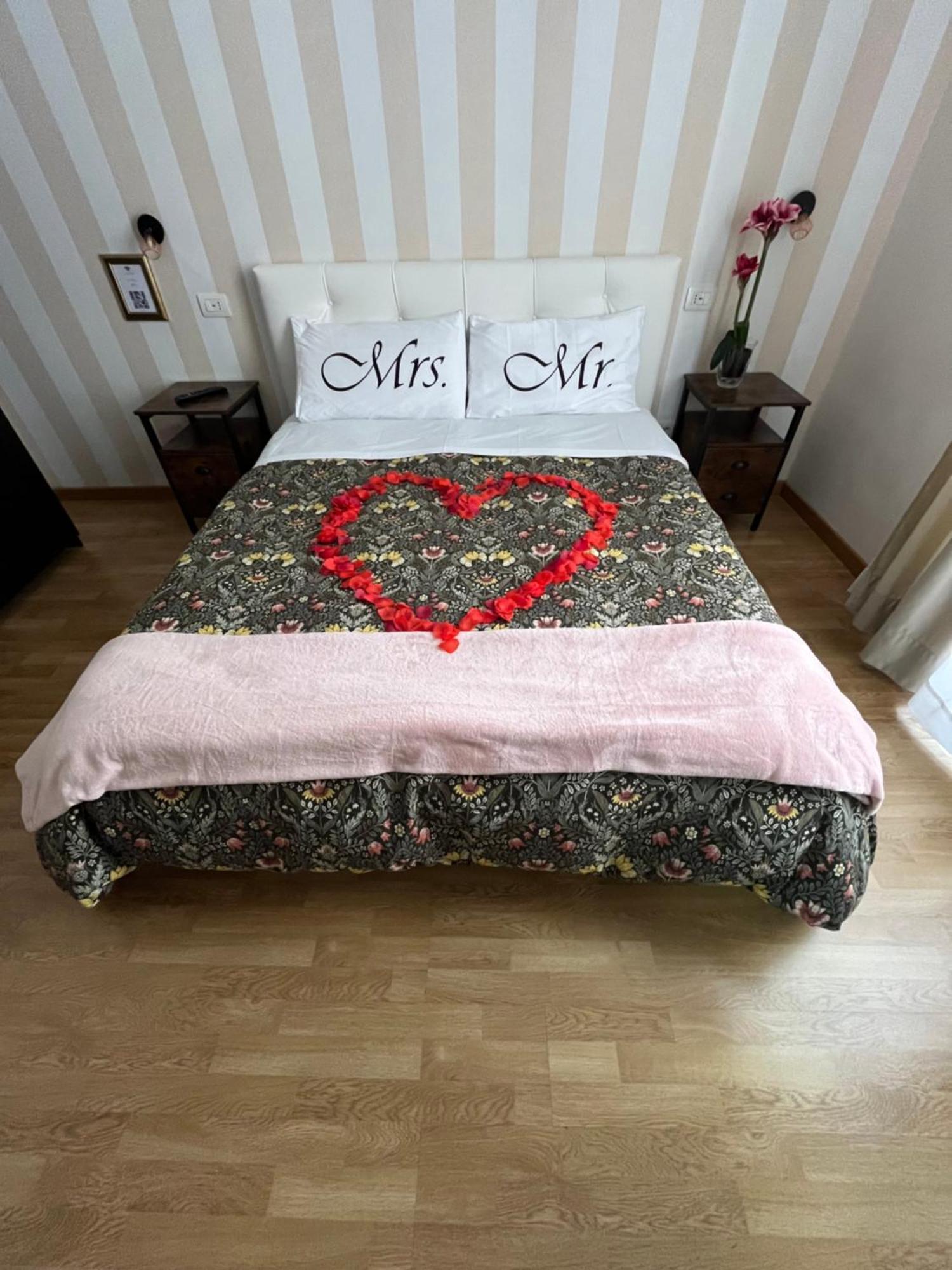 Monti49 Guesthouse Rome Bagian luar foto