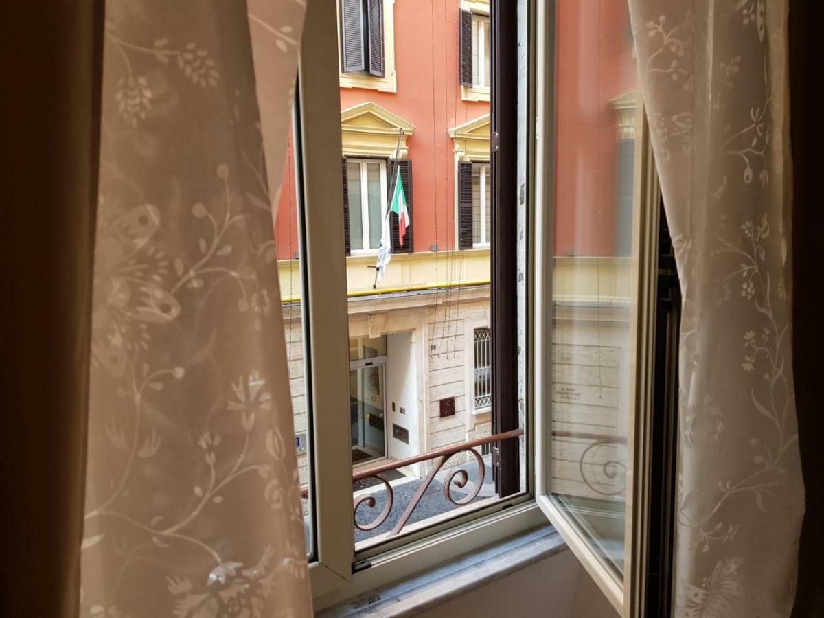 Monti49 Guesthouse Rome Bagian luar foto