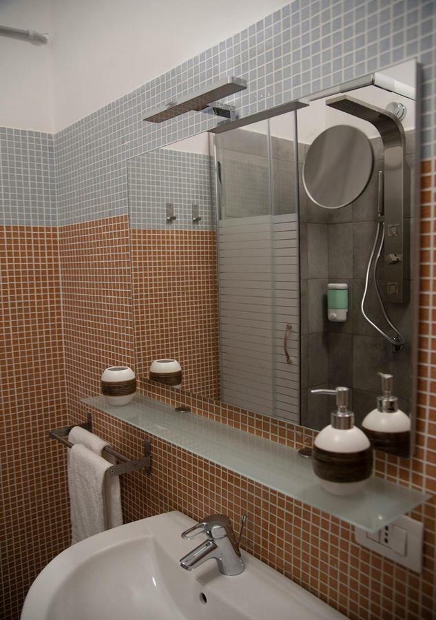 Monti49 Guesthouse Rome Bagian luar foto